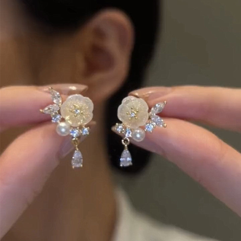 French Pearl Flower Earrings