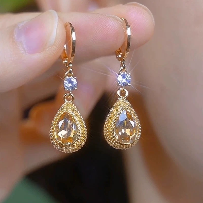 Purple Droplet Zircon Earrings