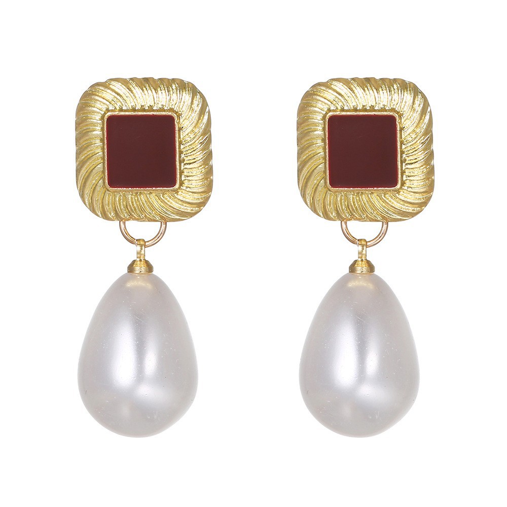 Retro Wine Red Pearl Earrings